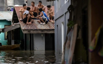 Тайфун «Калмаэги» обрушился на Филиппины: десятки погибших, сотни тысяч эвакуированы