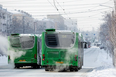 Перевозчиков Сургута наказали за холодные автобусы