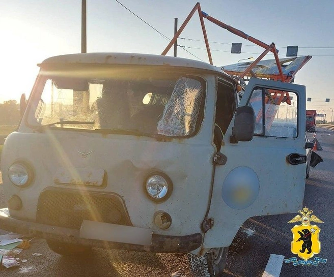 После аварии, в которой погибли рабочие на подъезде к Юбилейному мосту, было возбуждено уголовное дело | Источник: УМВД России по Ярославской области / T.me