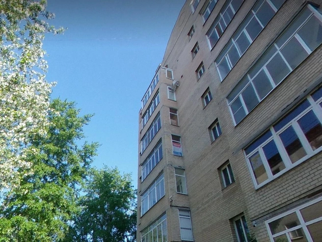Речь о квартире, которая находится недалеко от Челябинского городского бора | Источник: Yandex.ru / maps