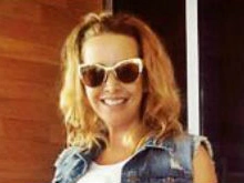Жанна Фриске вышла на прогулку с сыном