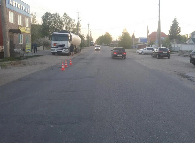 В Сасове мотоциклист сбил пенсионерку и скрылся | ya62.ru