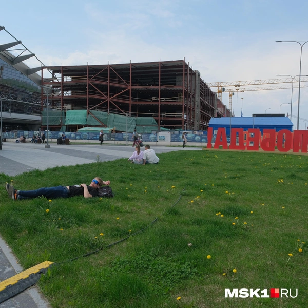 Кому-то карематы не понадобились | Источник: Андрей Федоров / MSK1.RU