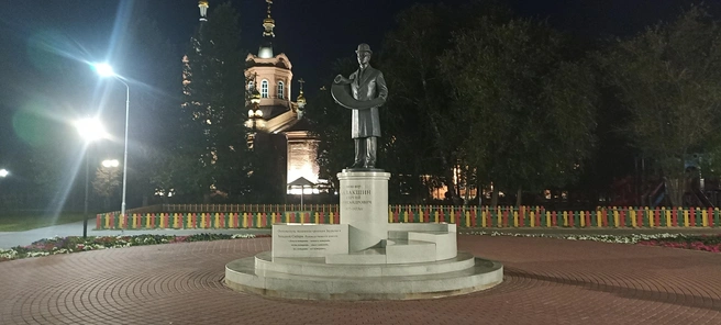 Памятник Сергею Балакшину&nbsp;— основателю машиностроения в Зауралье | Источник: Анна Сарапульцева /45.RU