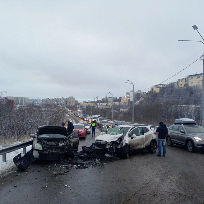 В аварии пострадала женщина | Источник: «Регион 51» / T.me