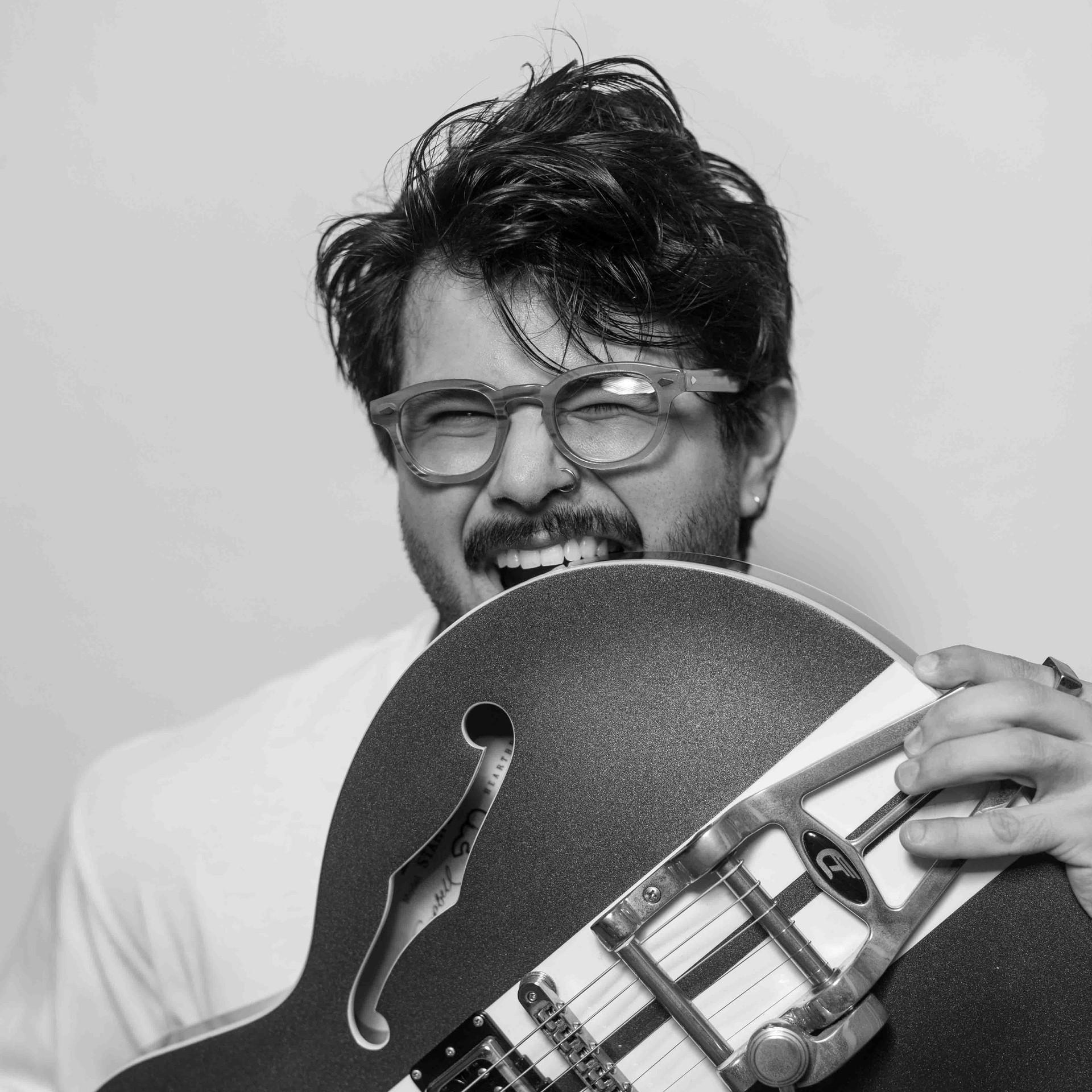 <p>Дэвид Поведа</p>