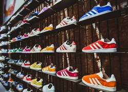 Первый и единственный: в Москве открылся флагманский магазин Adidas Originals