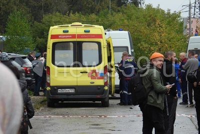 Что происходит у дома в Перми после атаки БПЛА