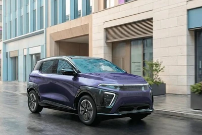 Открыты предзаказы на электрокар «Атом»