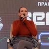 Анна Семенович и Эвелина Бледанс приехали в Архангельск на экологический форум «Земляне»: звезды пообщались со студентами