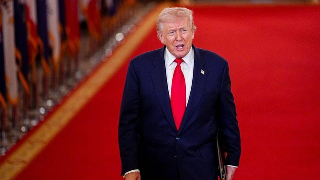 Несмотря на предвыборные обещания мира, Трамп похвастался атакой на Иран. | Источник: MEGA