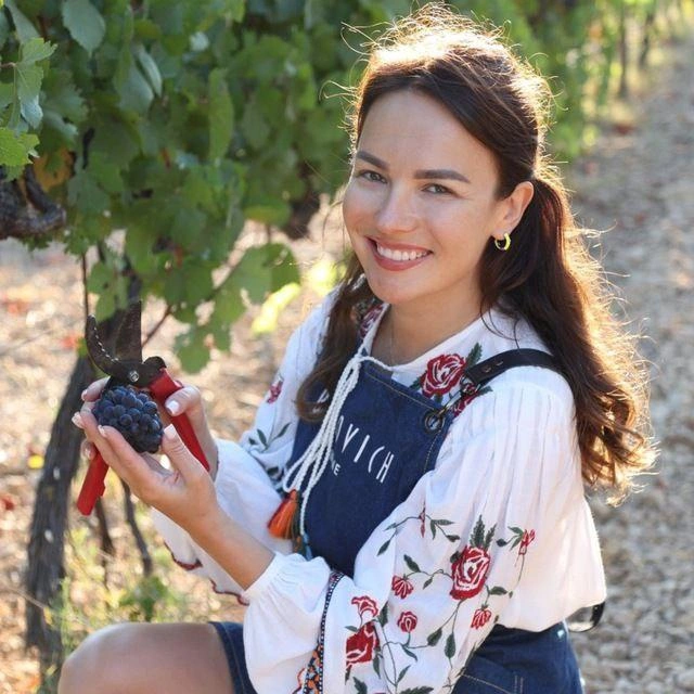 Ирина Борович, основатель и главный винодел проекта BOGOVICH WINE&WINEYARD | Источник: Ирина Богович — дневник винодельши / T.me