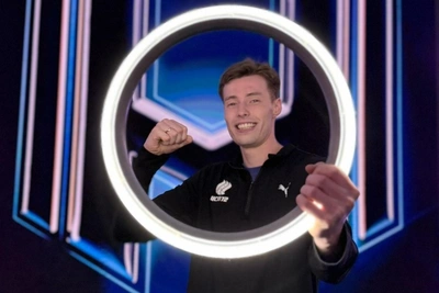 Финал шоу «Суперниндзя»: тюменский скалолаз против студента из Коста-Рики