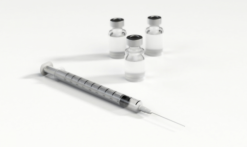Разработчики вакцины от коронавируса надеются, что она будет бесплатной для россиян