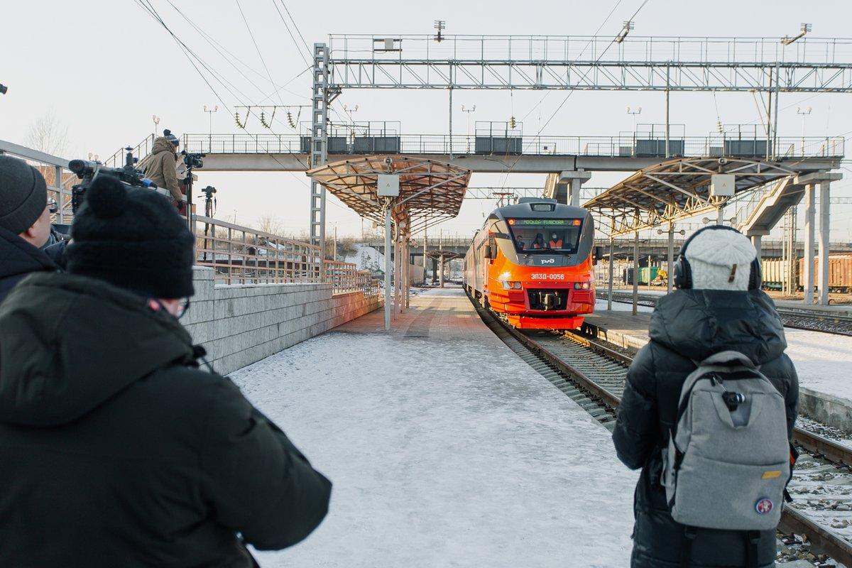 Электричка могзон чита. Вокзал Чита зимой. Чита Могзон поезд. Электричка Чита Могзон. Электричка Хилок Чита.