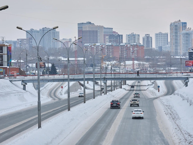 Основные проезжие части города полностью расчищены. | Источник: Александр Ощепков / NGS.RU