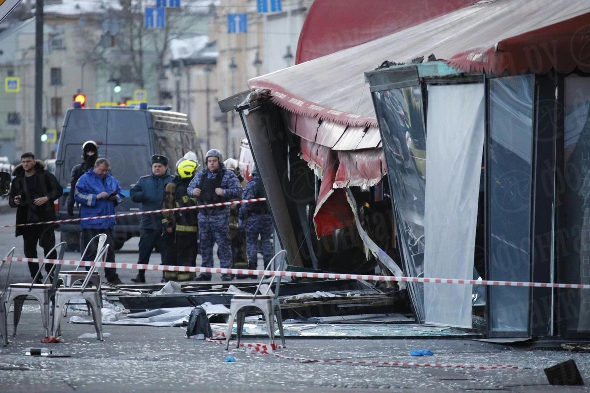 В Кремле назвали взрыв в кафе Санкт-Петербурга терактом - 3 апреля 2023 -  72.ру