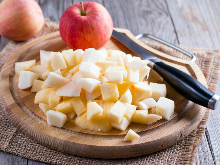 Слойки с яблоком и карамелью: идеальный рецепт выпечки, чтобы порадовать близких