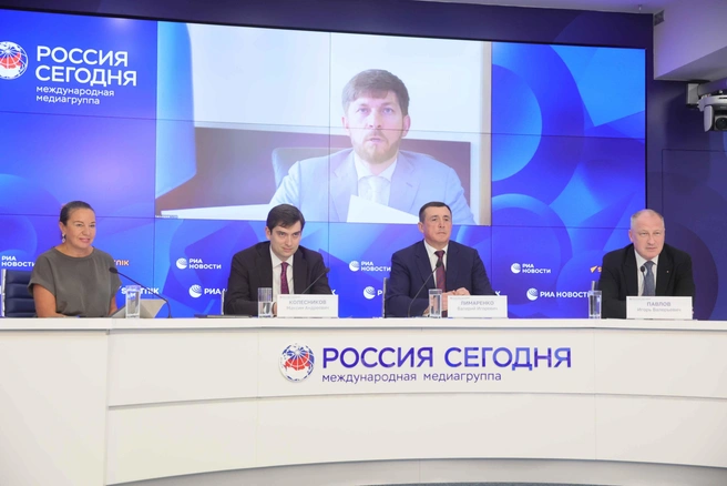 На пресс-конференции в Москве озвучили ключевые темы международного форума, который скоро пройдет на Сахалине | Источник: Виталий Белоусов