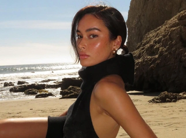 10 роскошных масел для губ с ароматом лета