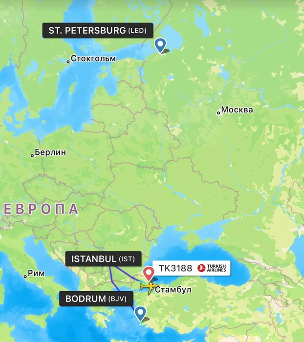 «Была техническая неисправность»: самолет, летевший из Бодрума в Петербург, сел в Стамбуле | Источник: Скриншот страницы сервиса Flightradar24