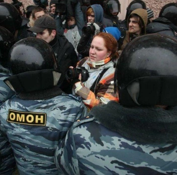 Ксения ПотееваВ 2005–2013 гг. корреспондент/руководитель отдела происшествий «Фонтанки.ру»