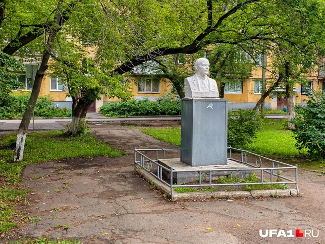 Обычный двор, ничем не примечательный, почти | Источник: Булат Салихов / UFA1.RU
