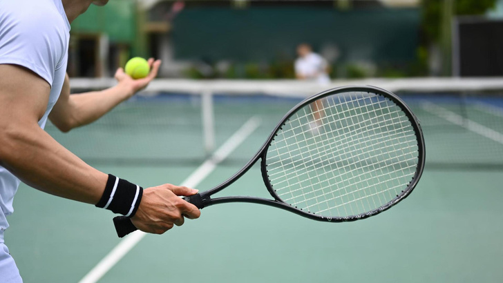 Продолжение твоей руки: как выбрать ракетку для большого и настольного тенниса?