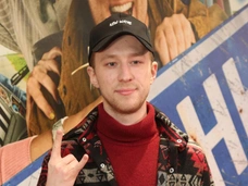 25-летний Семен Трескунов*, перебравшийся в Испанию, развелся с женой