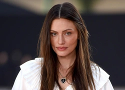 Фиби Тонкин вышла замуж: как прошла свадьба самой красивой it-girl Австралии