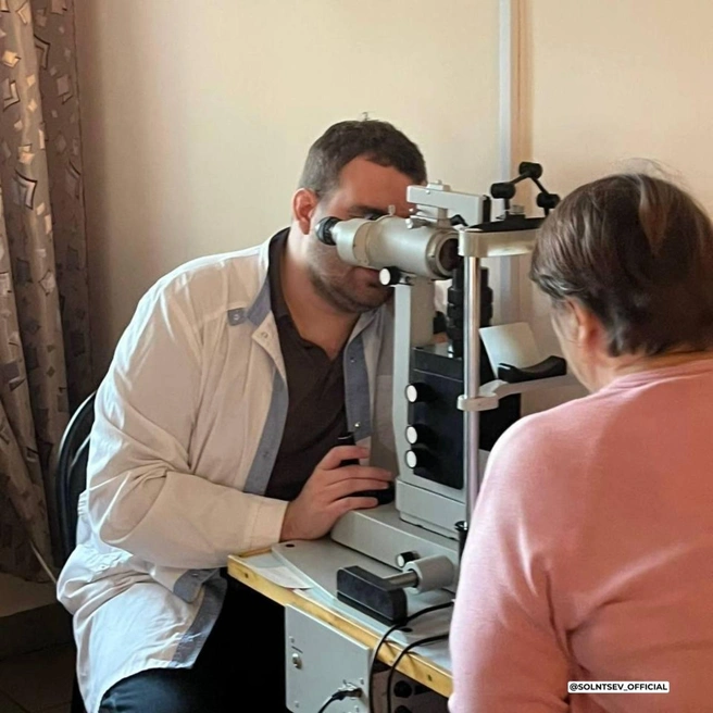 В «Поезде здоровья» можно пройти офтальмологический осмотр | Источник: Евгений Солнцев / T.me