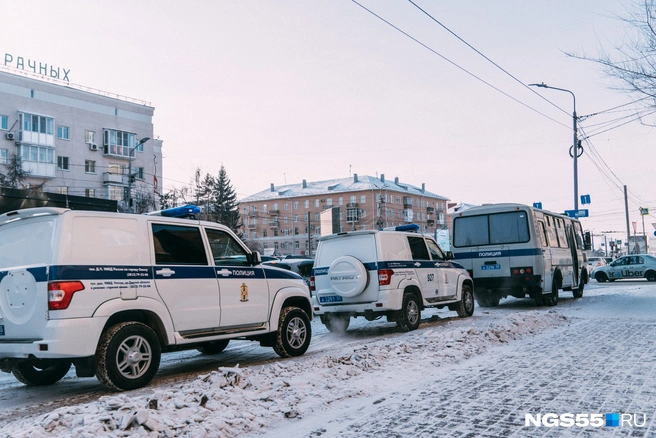 Сотрудникам полиции в 2025 году пришлось реже выезжать на места преступлений | Источник: Елена Латыпова / NGS55.RU