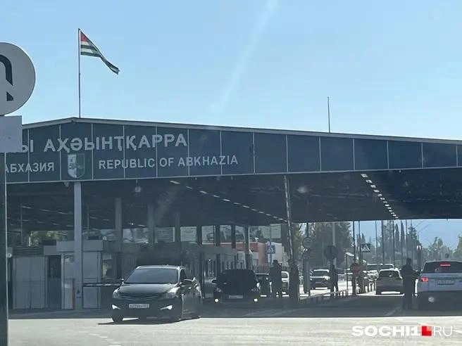 Девочка сама села в машину к мужчине | Источник: Анна Грицевич / SOCHI1.RU