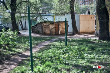 Избушка немного покосилась и обветшала | Источник: Роман Данилкин / 63.RU