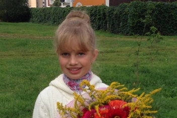 Девушку обвиняют в злоупотреблении пластикой