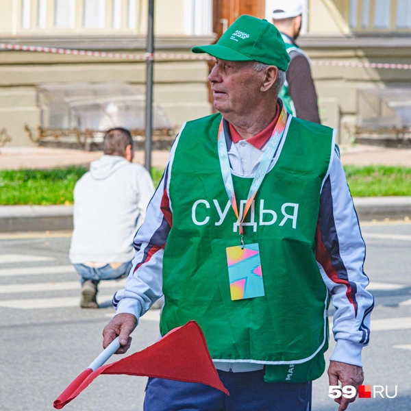 Судьи следили, чтобы не было нарушений | Источник: Тимофей Калмаков / 59.RU