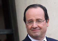 Франсуа Олланд объявил о разрыве отношений с гражданской женой