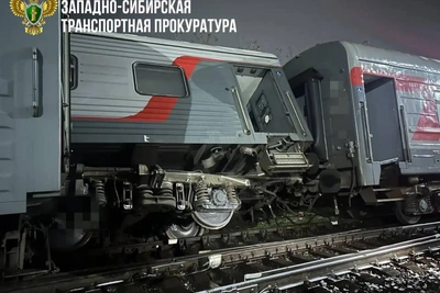 Два пассажирских вагона столкнулись в Новокузнецке
