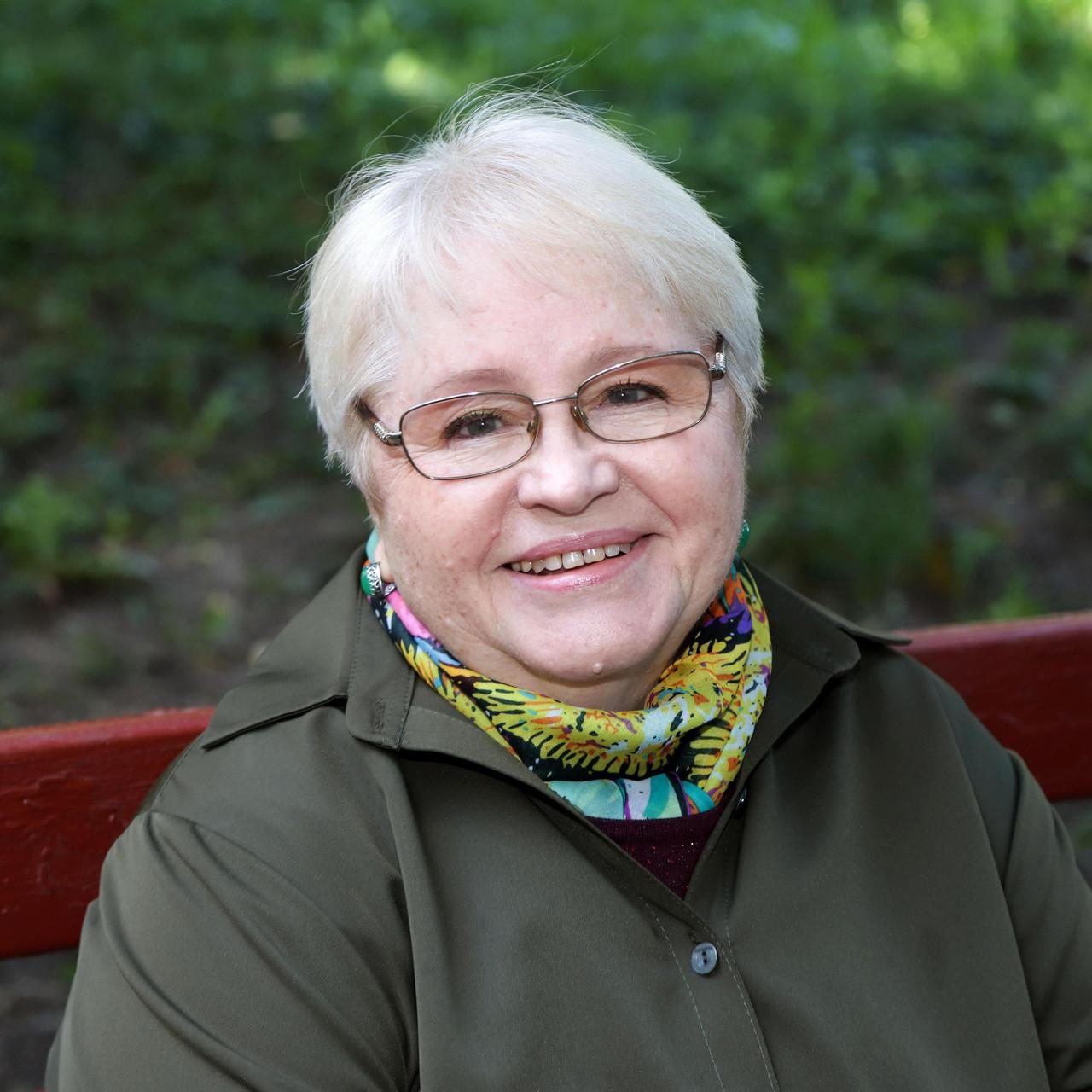 Ушла от мужа к Соловьеву, а его увела Печерникова. Любовные треугольники Людмилы Гниловой