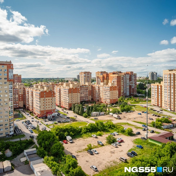 В этом районе довольно много новостроек | Источник: Кирилл Башинский / NGS55.RU