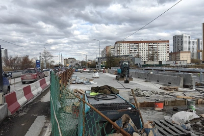 Мост на Дамбовской откроют до конца июля