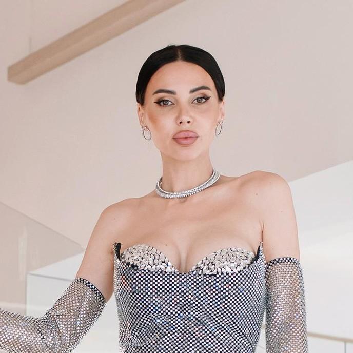 Самойлова о том, кому достанется все имущество после развода: «Джиган мне ничего не дарил. Только я ему: машины, часы…»