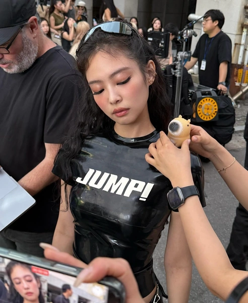 Источник: @jennierubyjane