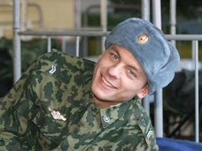 «Нулевой километр» и спектакль «Вий». Куда пропал Александр Лымарев — Медведев из сериала «Солдаты»