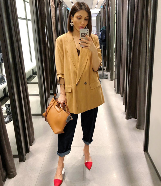 Вязаные кофточки с узорами и кружевными вставками