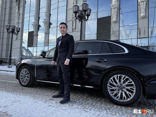 Водитель жалуется на пробки в центре, но всё равно называет его своим любимым районом | Источник: Кирилл Кушнов / E1.RU