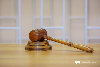Южносахалинец оштрафован за символику на номере авто