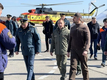 Глава МЧС России прилетел в Забайкалье — он оценит обстановку с пожарами | Источник: телеграм-канал Александра Осипова