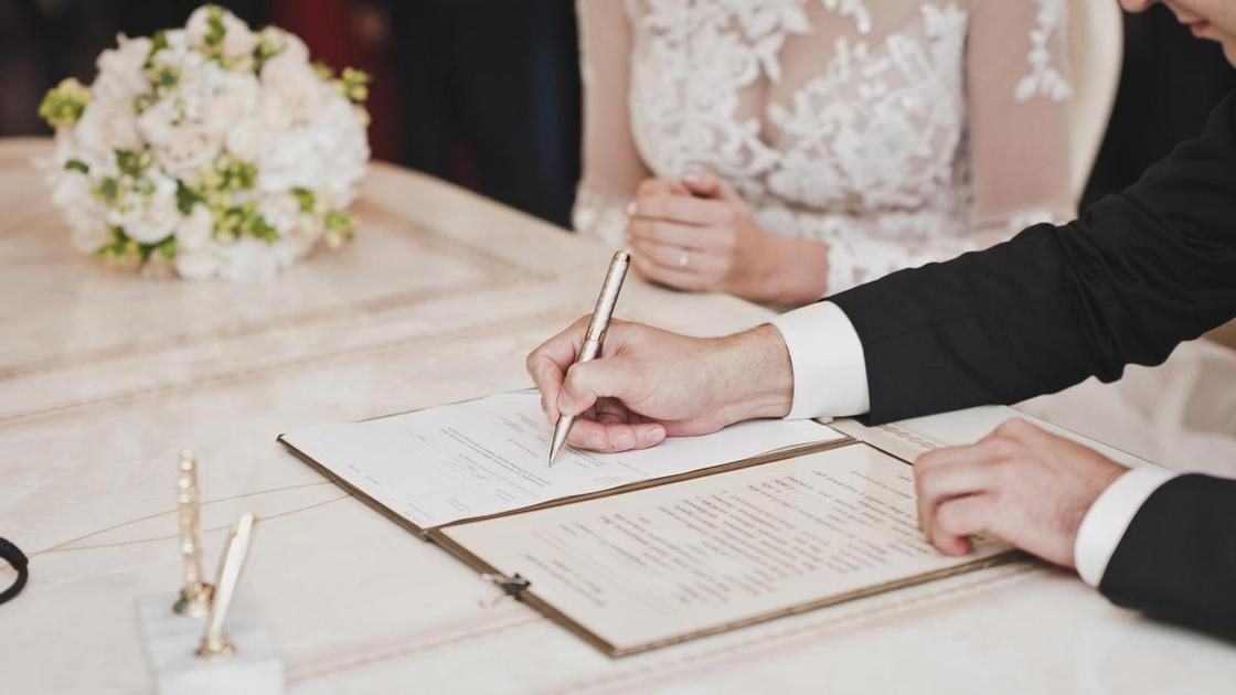 Двоеженец из Подмосковья: экс-банкир женился на доминиканке и россиянке&nbsp;&mdash; его раскусили при разводе