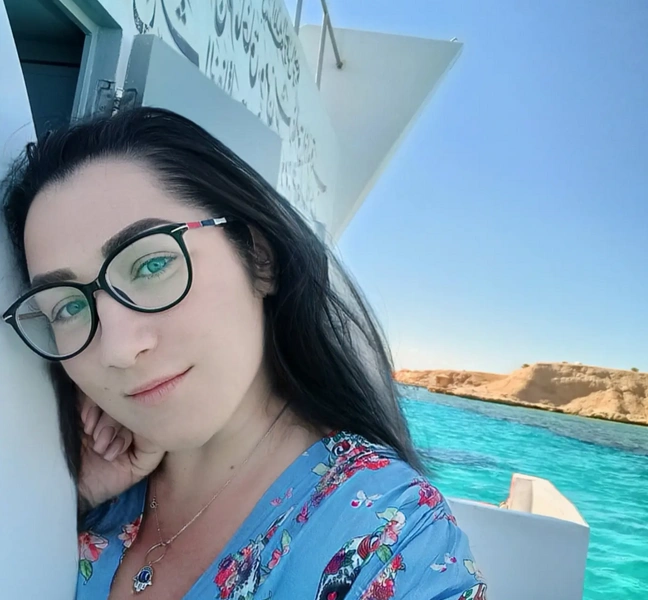 Яна Павлова | www.starhit.ru